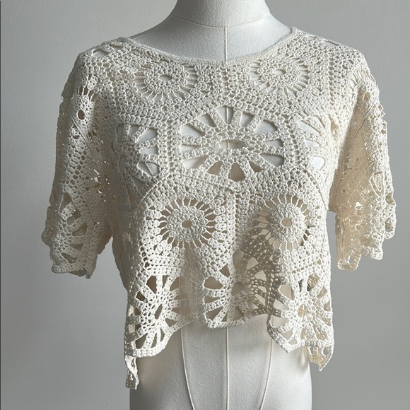 NWT Women’s Crochet Knit Lightweight Breathable Cropped Cotton Boho Beachy Top L - Picture 1 of 8